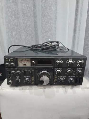Radio Amador: Kerwood TS-530S