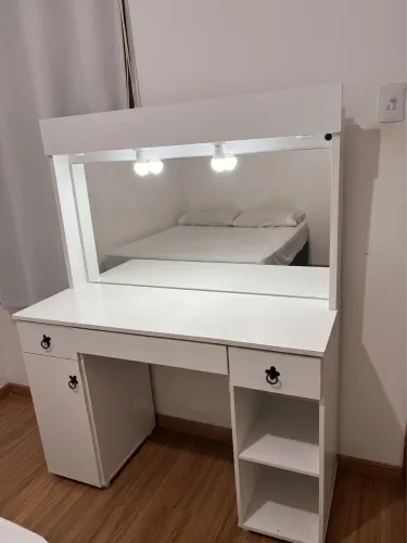Penteadeira estilo camarim