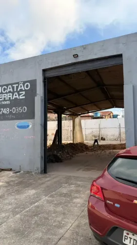 Alugo uGalpão no São Cristóvão