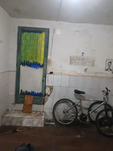 Vendo uma casa de vila na Gamboa