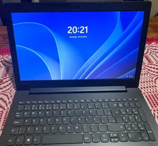 Notebook usado