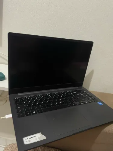 Samsung Galaxy Book 2 15,6/i5/8g/256gb