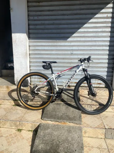 Bike cannondale aro 29