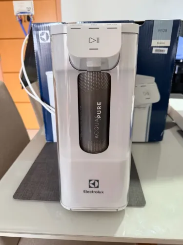 Purificador de água eletrolux pouco uso