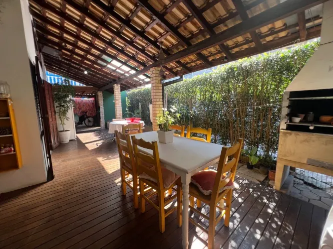 Casa no bairro Rio Tavares