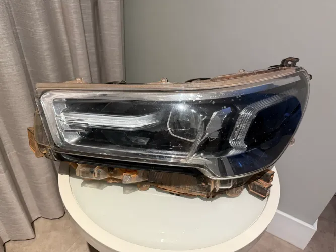 Farol Hilux 2022 led SRX ORIGINAL SEM DETALHES 