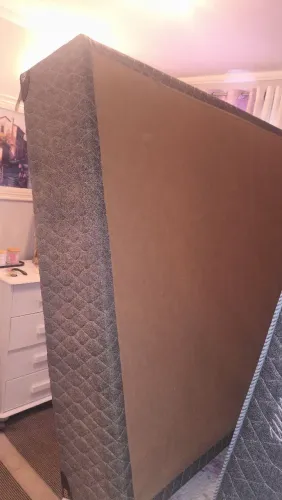 Cama de casal tamanho padrão