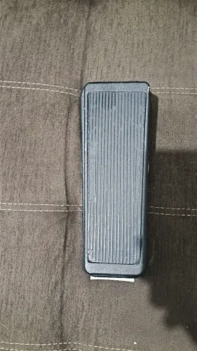 Pedal Dunlop Cry Baby wah wah