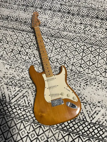 Guitarra Squier Fender