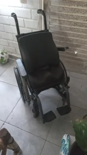Cadeira de rodas ortopedia pra criança de 3 a 8 anos