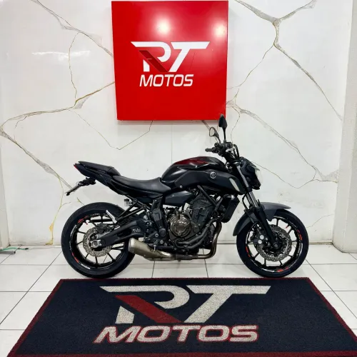 Yamaha MT 07 2023 