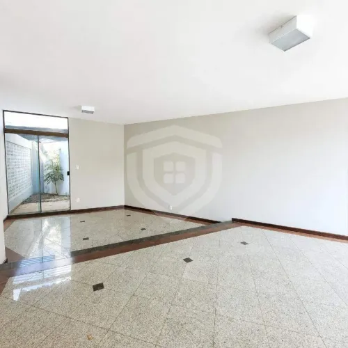 Casa à Venda com 4 suítes Jardim Estoril IV | Bauru/SP