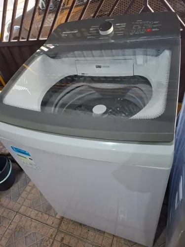Máquina de lavar roupa Brastemp 