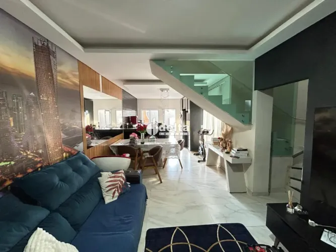 Casa residencial com 3 quartos sendo 1 suíte disponível para locação no bairro Jardim Inco
