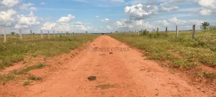 FAZENDA DUPLA APTIDÃO À VENDA