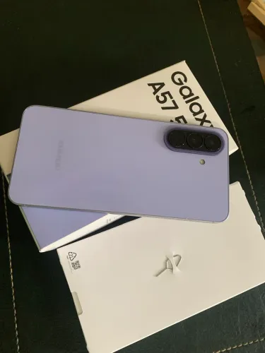 Samsung A57 5G 256G seminovo.