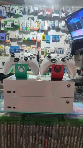 Xbox séries S 512gb + 1 Controle ( Somente Venda loja Física))