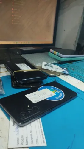 Conserto e raparos de celulares