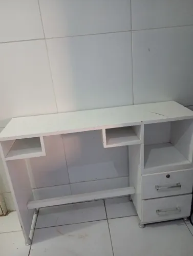 Mesa de unha em gel
