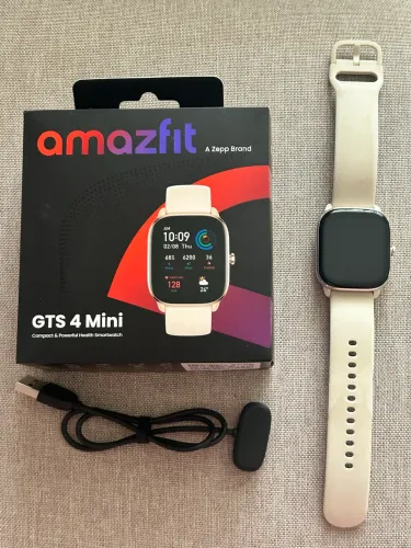 Relógio Amazfit GTS 4 mini