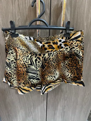 short feminino