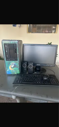 Computador positivo Processador core2duo com 4gb de ram e hd de 320 gb ano 2011