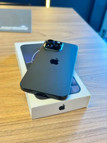 Iphone 16 pro Max 256gb / bateria 90%