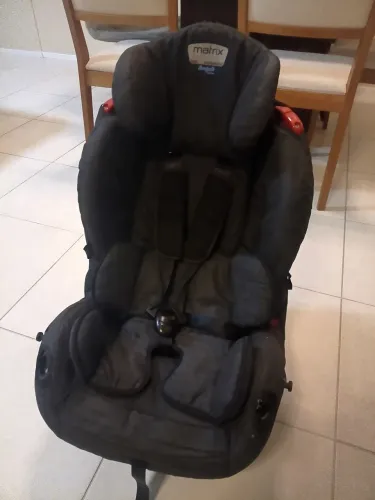 Vendo cadeirinha Matrix evolution