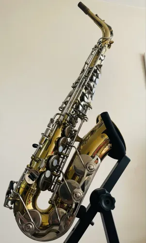 Saxofone Alto Yamaha Yas-23  Impecável