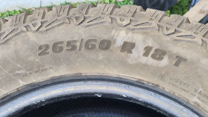 04 pneus AT 265 60 R18