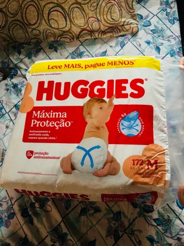 FRALDAS HUGGIES M PACOTÃO