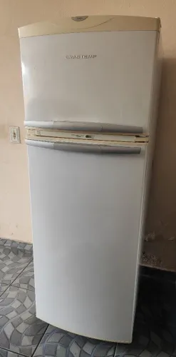 Geladeira usada