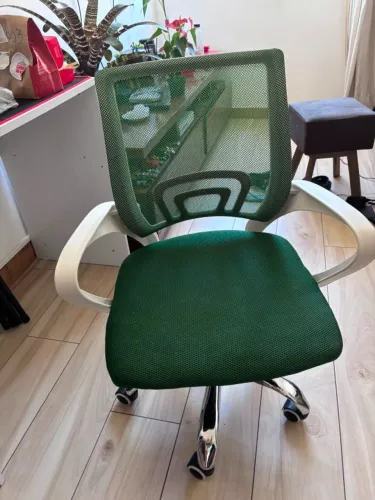 Cadeira de Escritório Ergonômica Verde - Giratória com Rodinhas