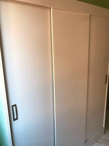 Guarda Roupa de Casal 3 Portas de Correr