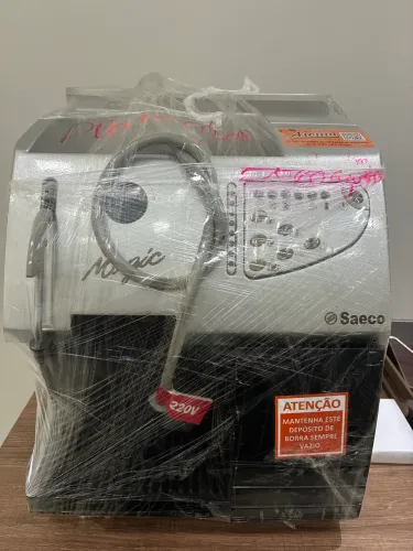 Máquina de café expresso Saeco