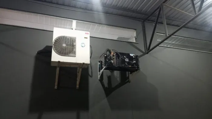 Consertos de Refrigeração Comercial e câmeras Frias