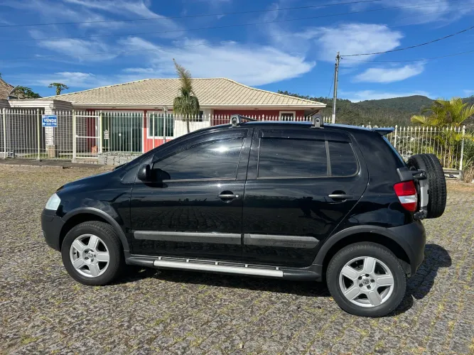 Volkswagen Crossfox 1.6 MI Total Flex 8V 5P 2007