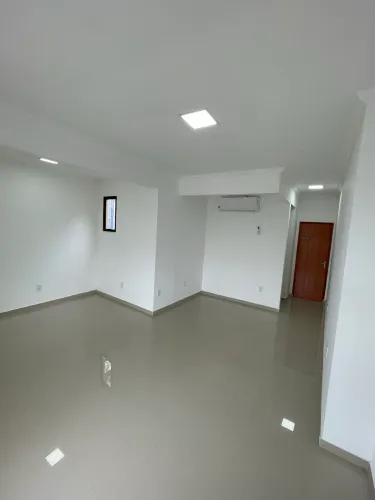 Sala comercial Parque Dez de Novembro