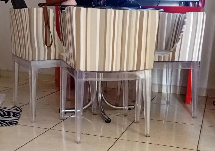 Mesa 4 cadeira