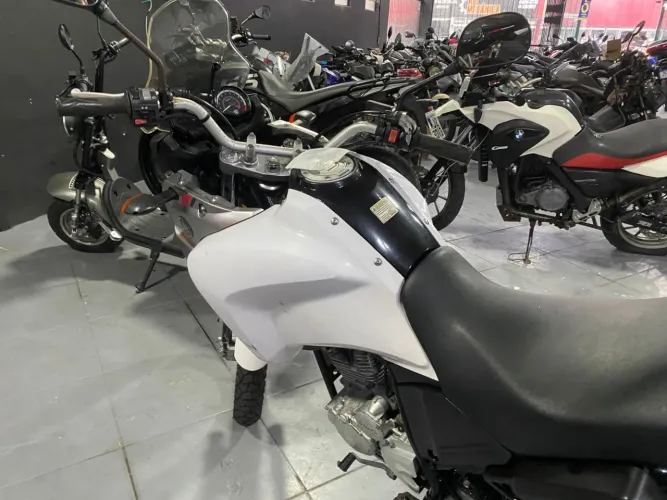 Moto Tenere 250