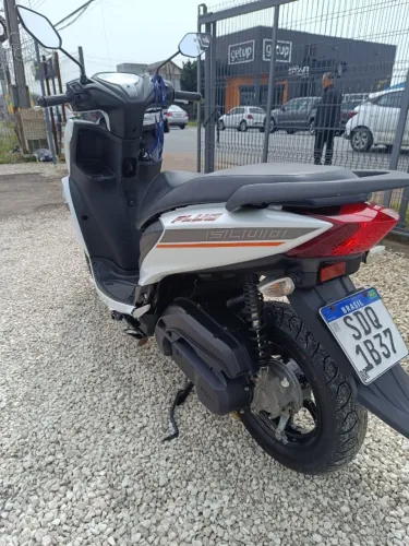 Yamaha FLUO 125 cc