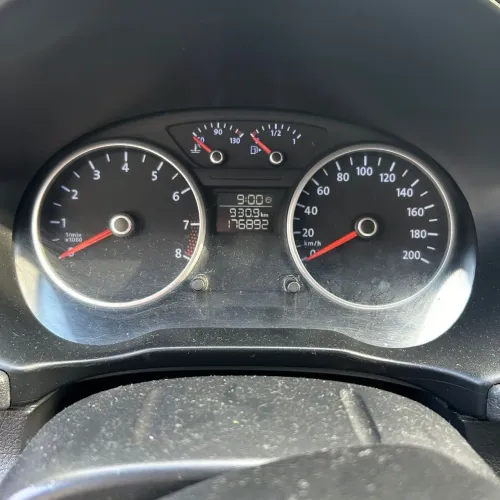 Volkswagen Voyage 1.0/1.0 City MI Total Flex 8V 4P 2011