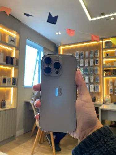 16 pro iPhone
