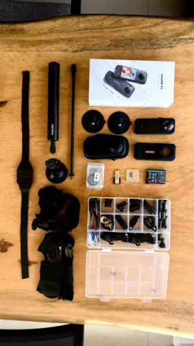 Insta360 X3 360° + Kit Completo de Acessórios | Cartão 128 GB