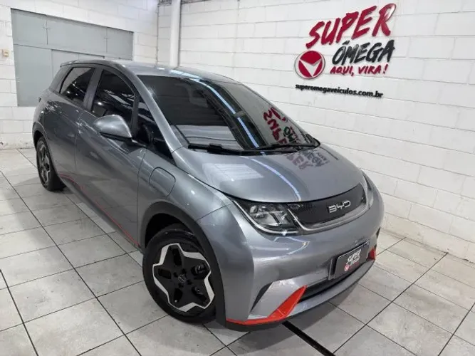 BYD Dolphin EV (Elétrico) 2024