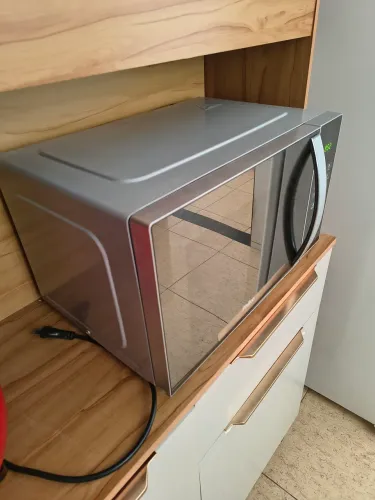 MICROONDAS 1 MES DE USO