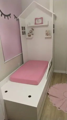 Cama solteiro com auxiliar modelo casinha
