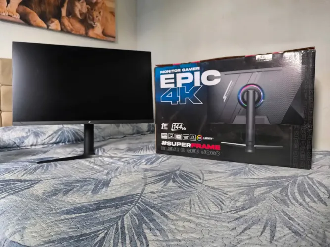 Monitor 4k 144Hz HDR FreeSync VRR