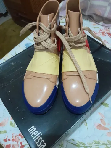 Venfo bota da melissa seme nova