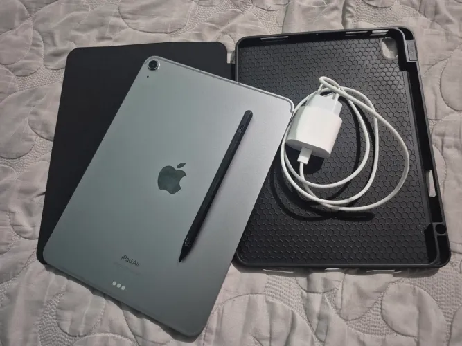 iPad Air 6 M2 Wi-Fi + 5g (cell) sem detalhes